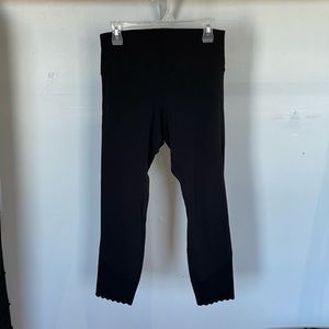 Lululemon 28’’ leggings. Size 12